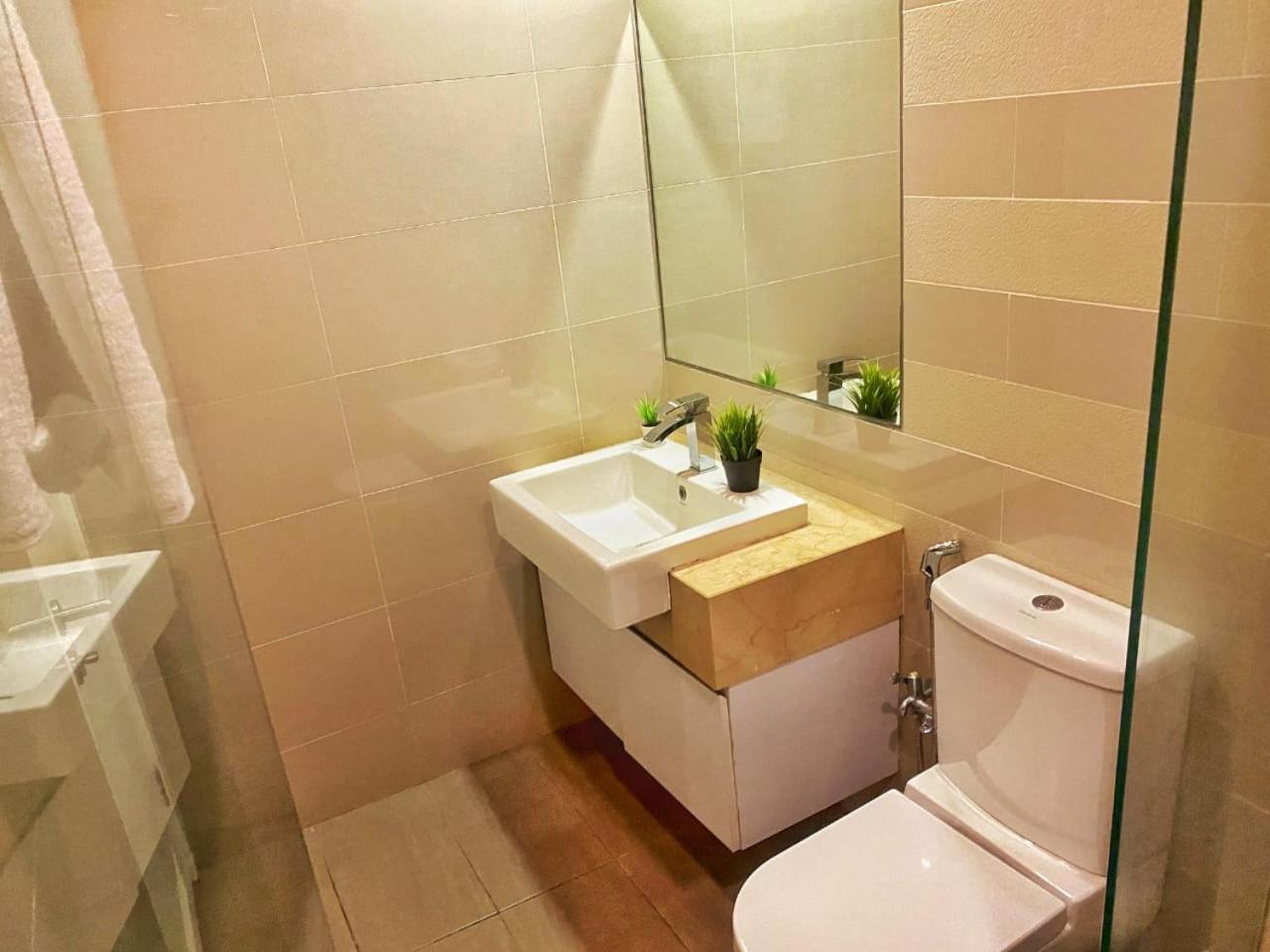 Appartement Oneiro One Bukit Ceylon à Kuala Lumpur Extérieur photo