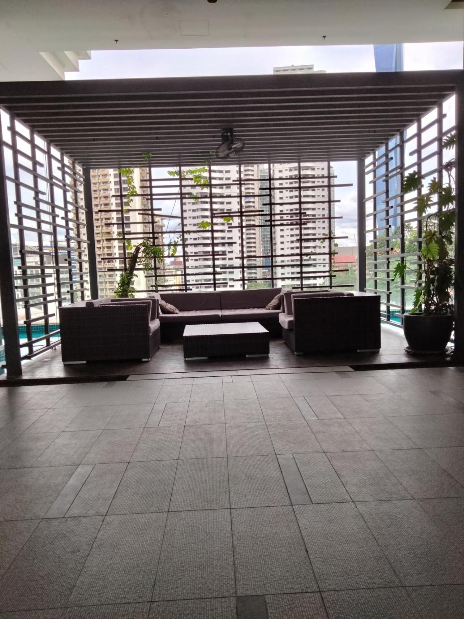 Appartement Oneiro One Bukit Ceylon à Kuala Lumpur Extérieur photo